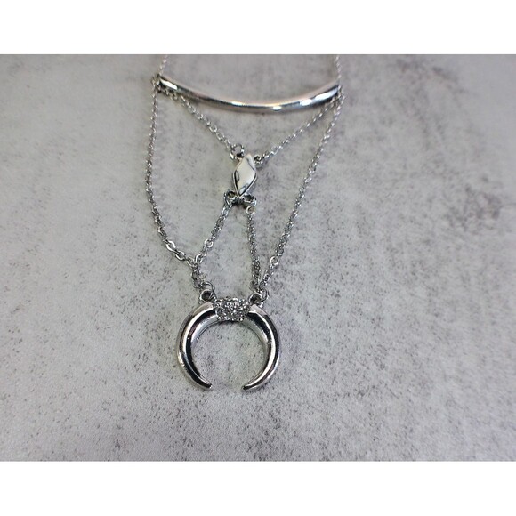 Crescent Moon Necklace Howlite Stone Rhinestones Silver Tone Gothic Boho - Picture 3 of 7